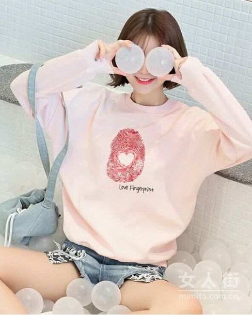穿膩了軟妹風(fēng)，初冬穿搭就要耍耍帥