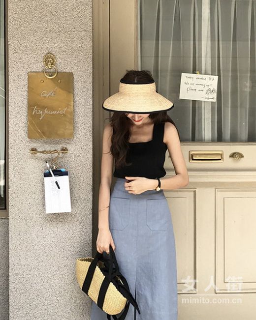 吊帶外穿不好嗎?今夏明明很時(shí)髦!